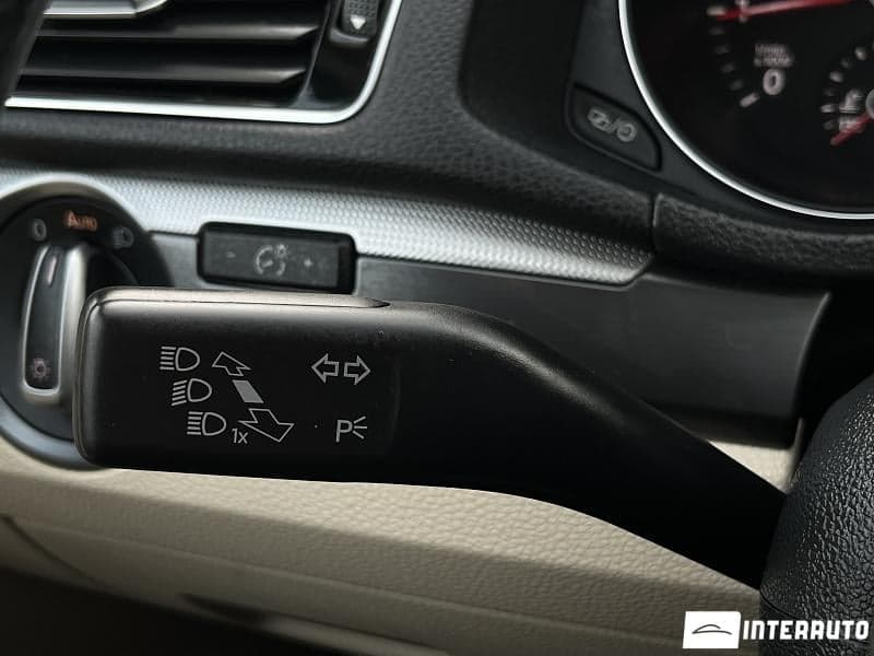 2017 Volkswagen Passat — Miniatură 12