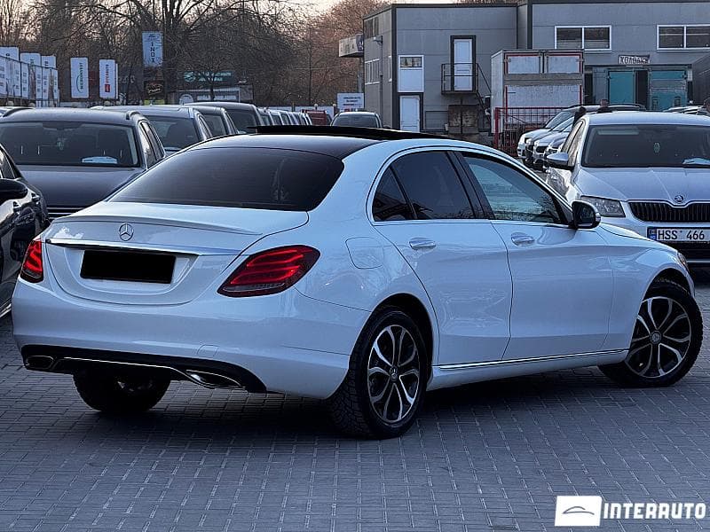 2015 Mercedes C 300 — Miniatură 4