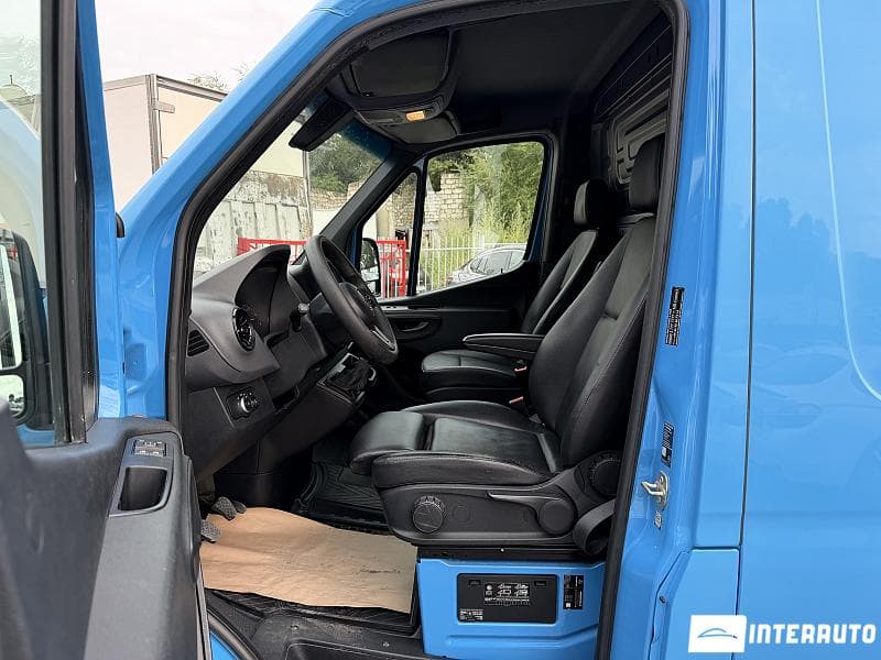 Mercedes Sprinter 2020 — Миниатюра 4