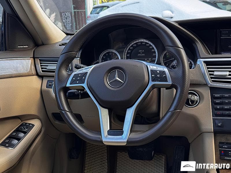 Mercedes E 350 2009 — Миниатюра 8
