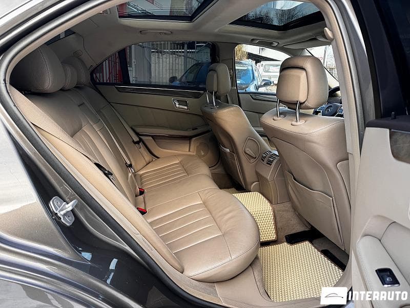 Mercedes E 350 2009 — Миниатюра 19