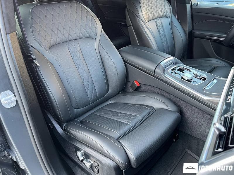 BMW X7 4.0d 2025 — Миниатюра 7