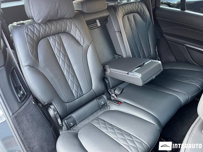BMW X7 4.0d 2025 — Миниатюра 22