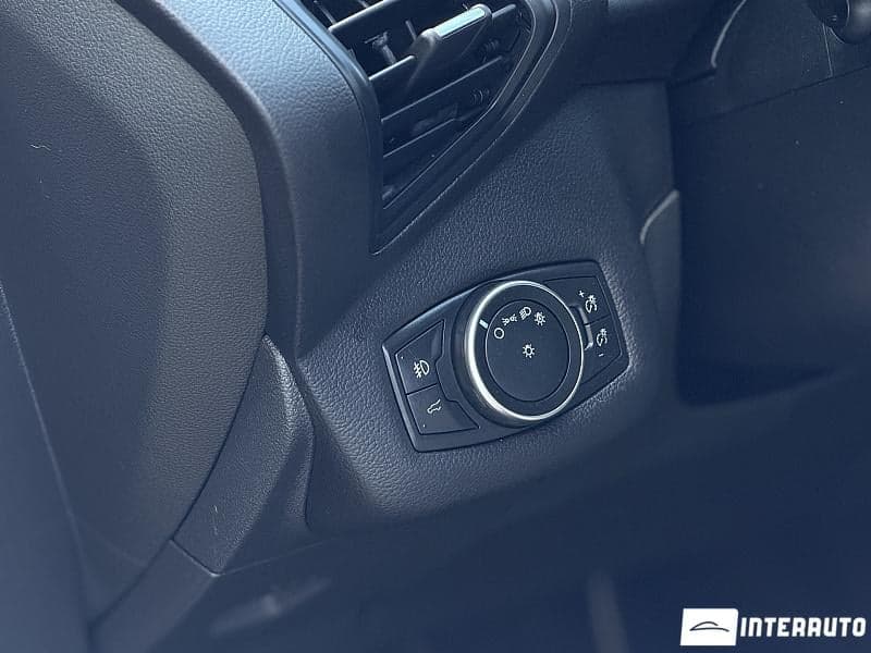 2019 Ford Escape — Miniatură 17