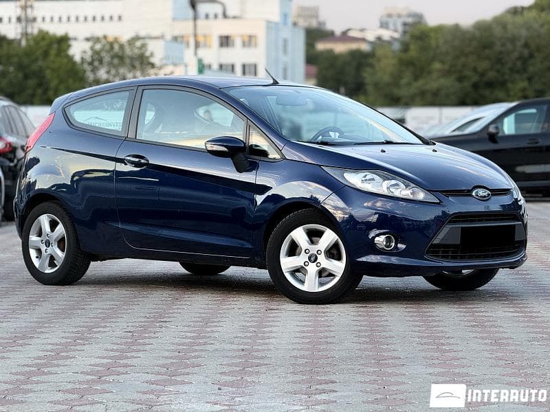 2011 Ford Fiesta — Miniatură 4