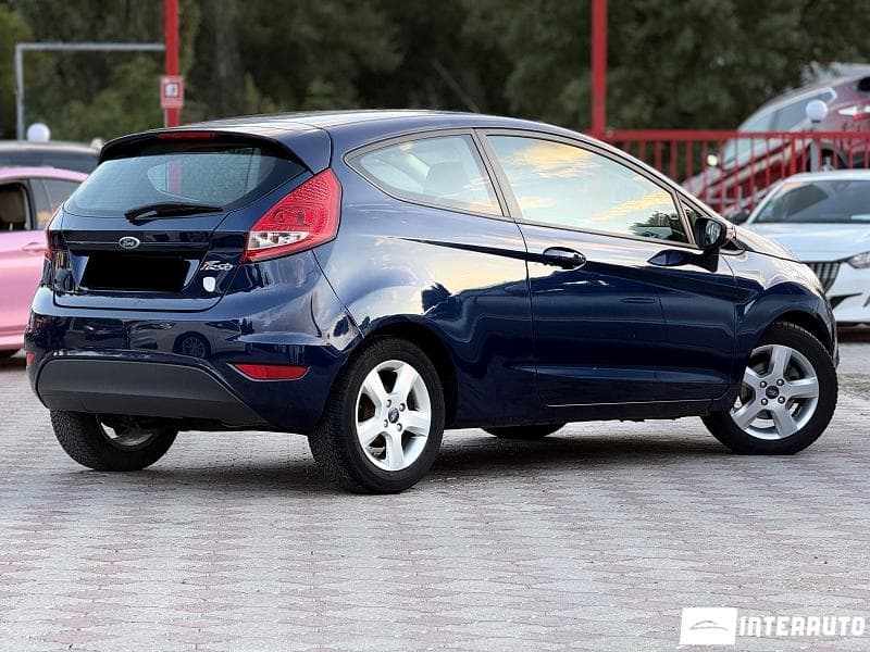 2011 Ford Fiesta — Miniatură 2