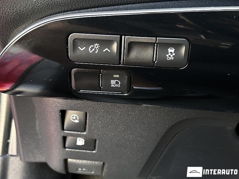 2022 Toyota Prius — Miniatură 8
