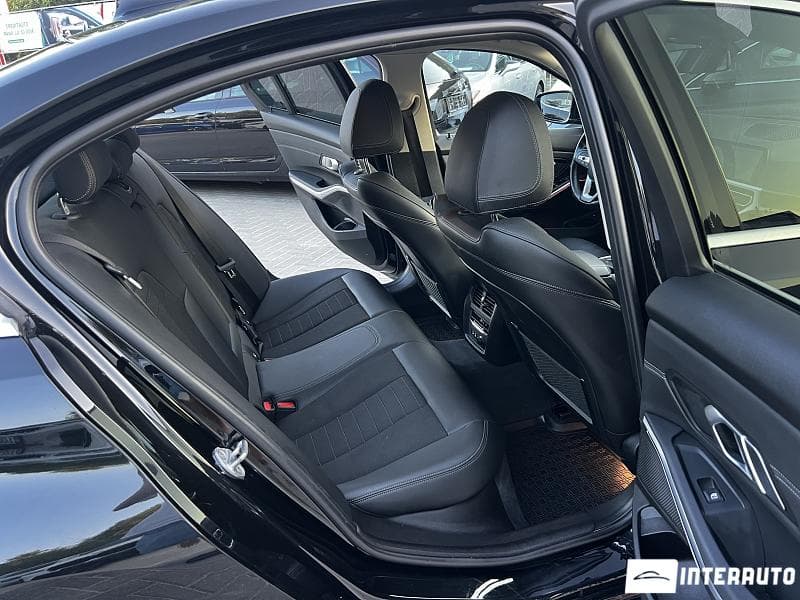 2020 BMW 330E — Miniatură 16