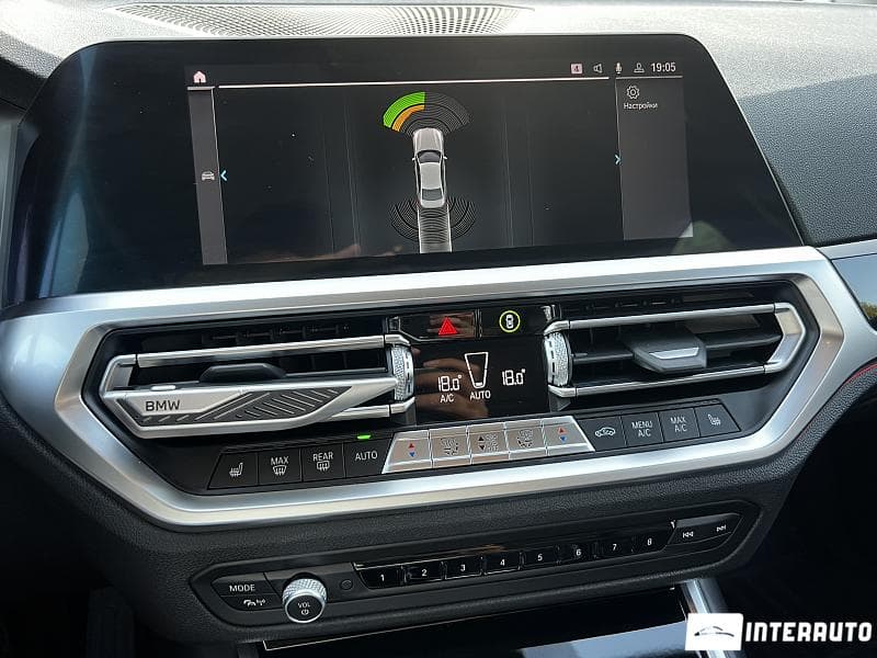 2020 BMW 330E — Miniatură 10