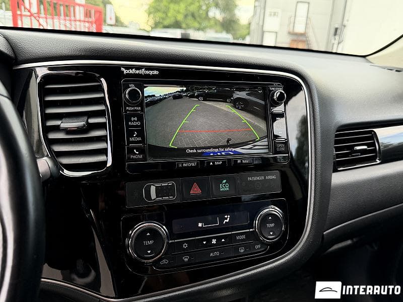 2015 Mitsubishi Outlander — Miniatură 10
