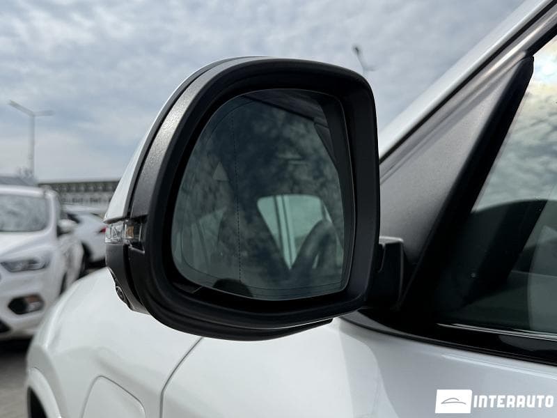 2022 BMW X3 3.0e — Miniatură 23
