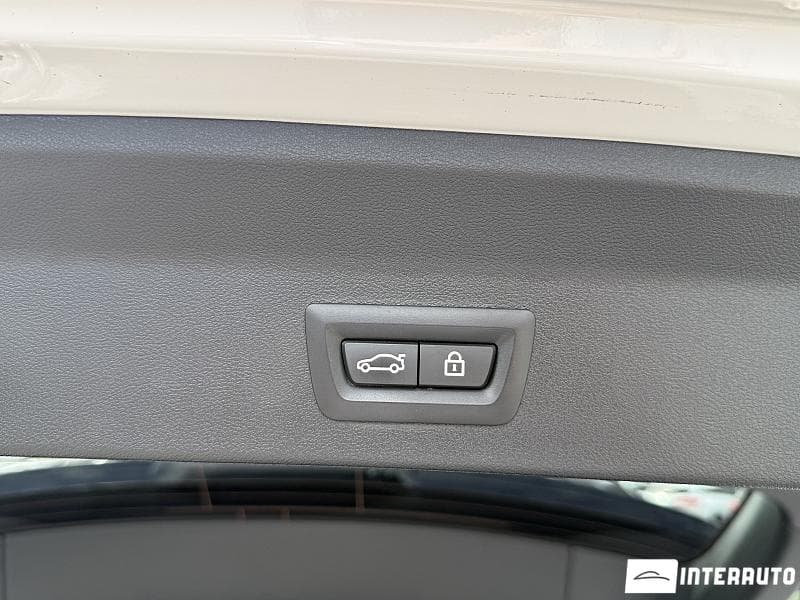 2022 BMW X3 3.0e — Miniatură 25