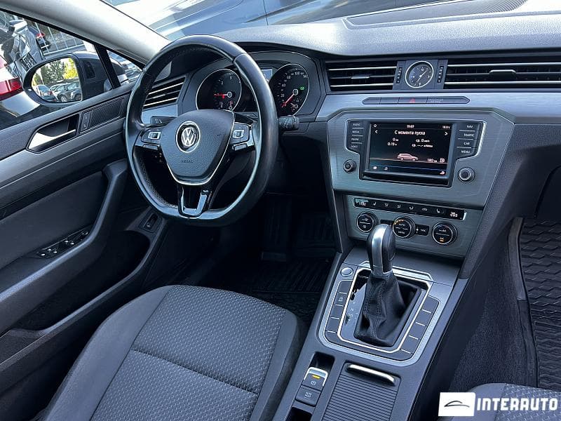 2016 Volkswagen Passat — Miniatură 8