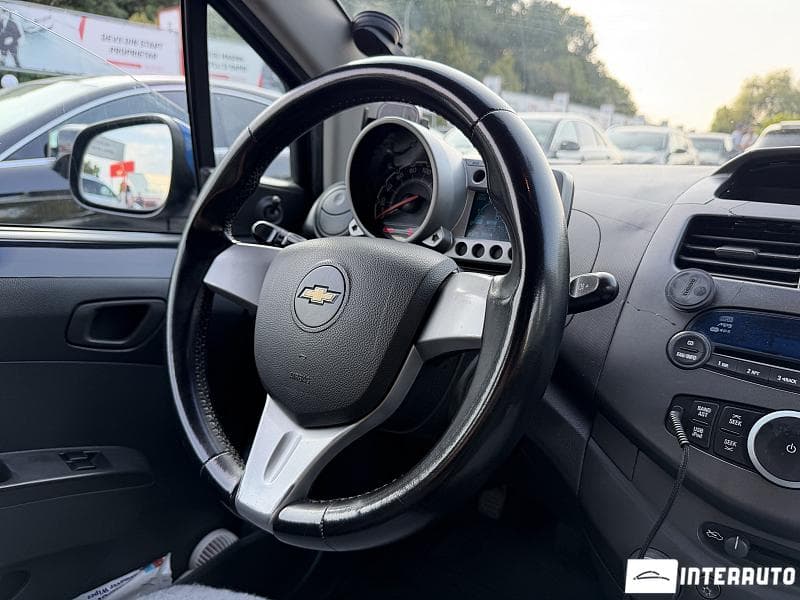 2012 Chevrolet Spark — Miniatură 11