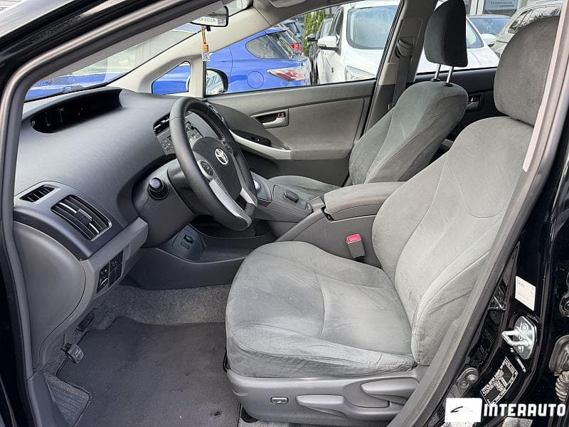 2011 Toyota Prius — Miniatură 5