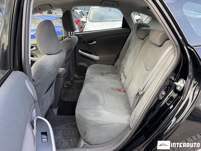 2011 Toyota Prius — Miniatură 7