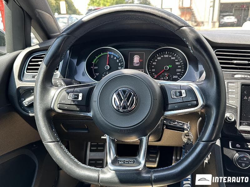 2015 Volkswagen Golf GTE — Miniatură 8