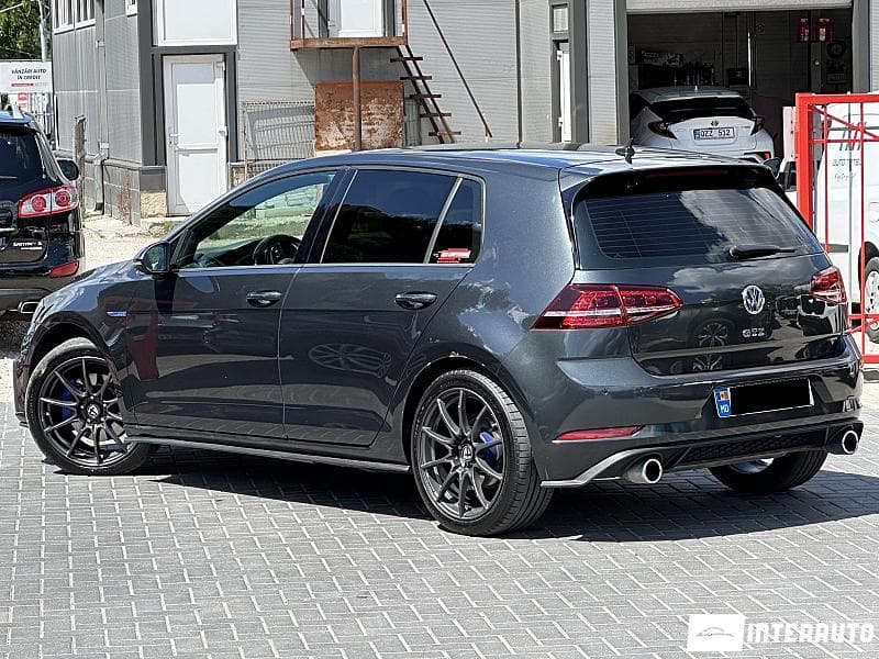 2015 Volkswagen Golf GTE — Miniatură 2