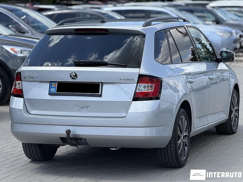 2017 Skoda Fabia — Miniatură 2