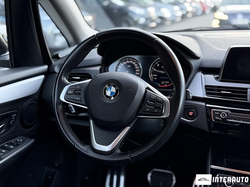 2019 BMW 225XE — Miniatură 11