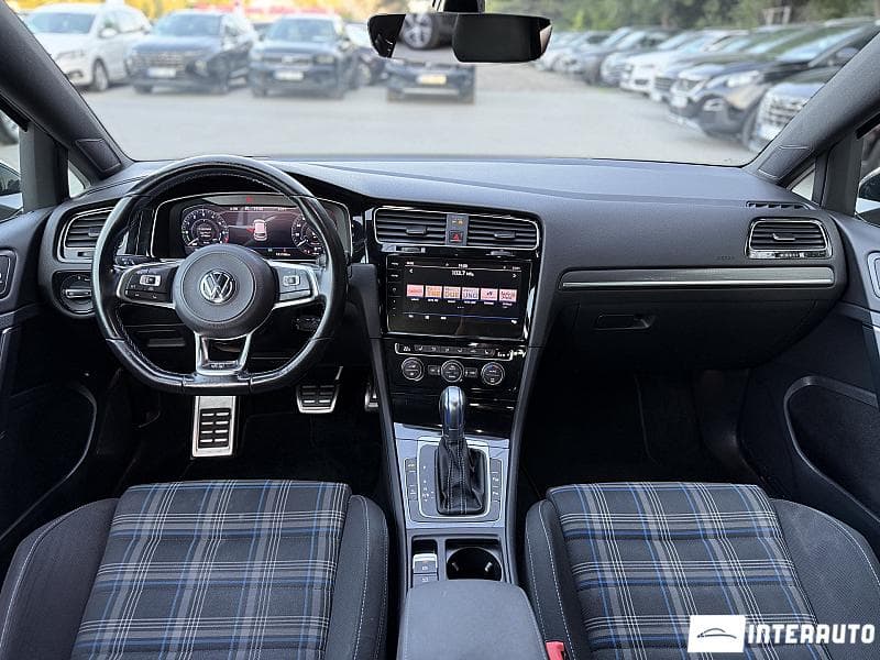 2017 Volkswagen Golf GTE — Miniatură 15