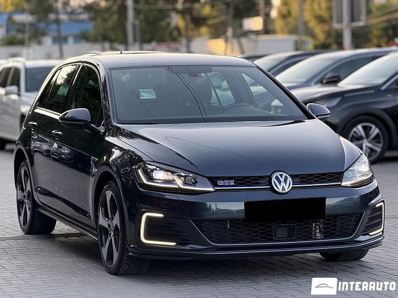 2017 Volkswagen Golf GTE — Miniatură 3