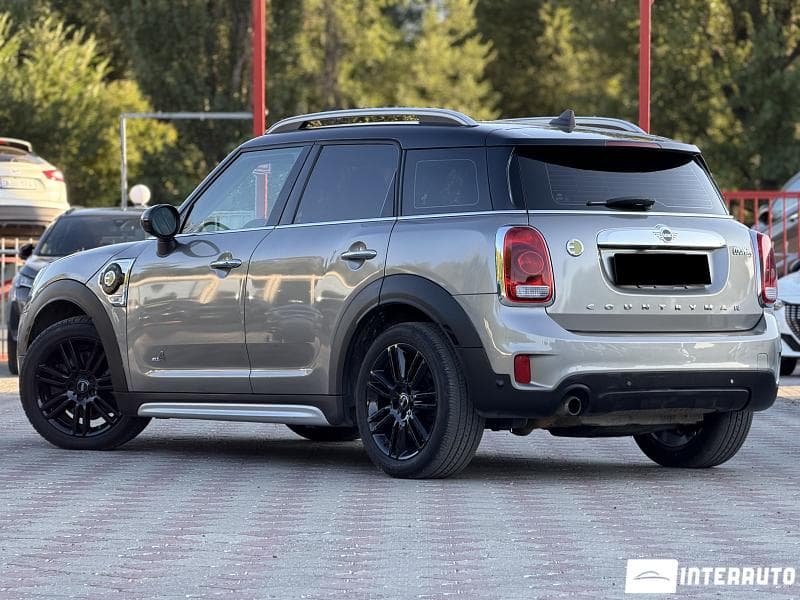 2018 Mini Countryman Cooper S ALL4 — Miniatură 3