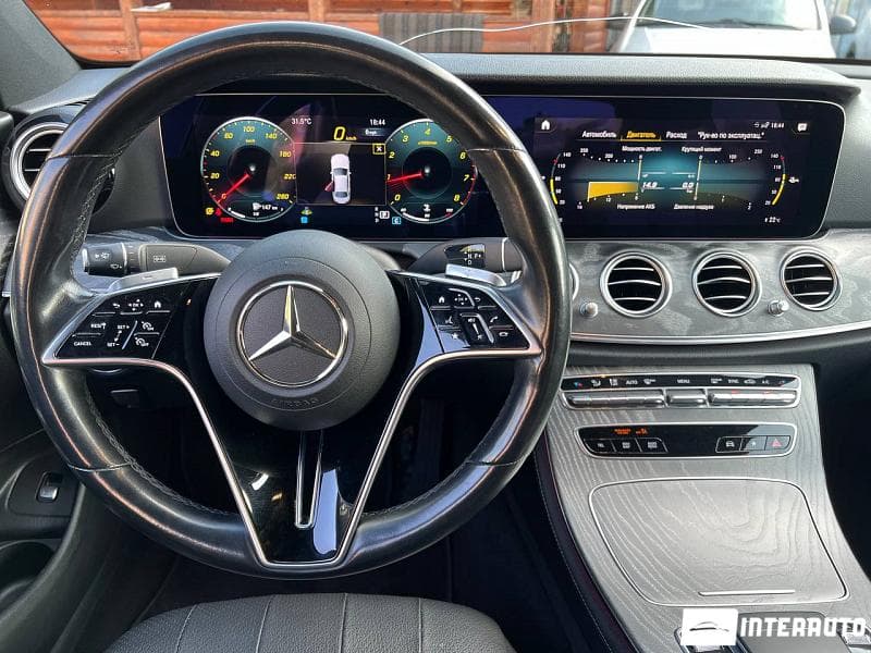 2021 Mercedes E 350 — Miniatură 9