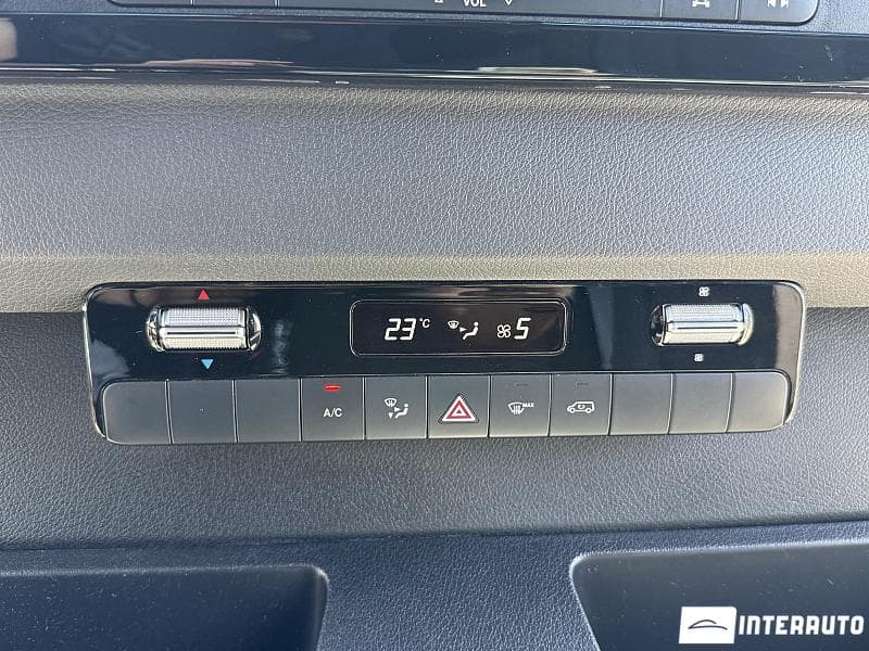 2019 Mercedes Sprinter — Miniatură 10