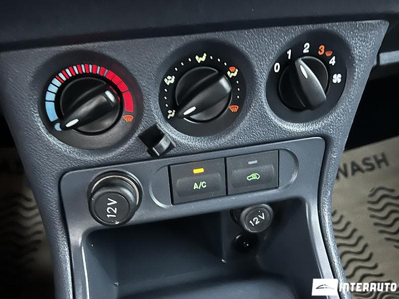 2010 Ford Transit Connect — Miniatură 10