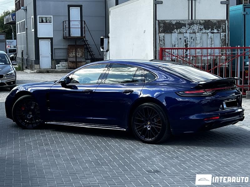 2021 Porsche Panamera GTS — Miniatură 4