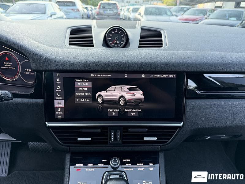 2019 Porsche Cayenne — Miniatură 12