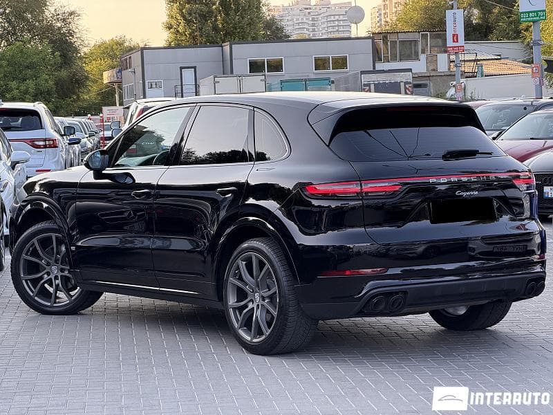 2019 Porsche Cayenne — Miniatură 2