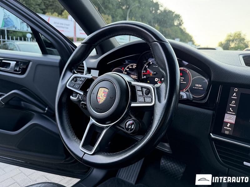 2019 Porsche Cayenne — Miniatură 11