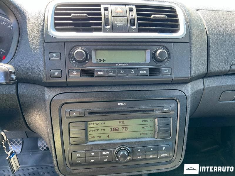 2008 Skoda Roomster — Miniatură 10