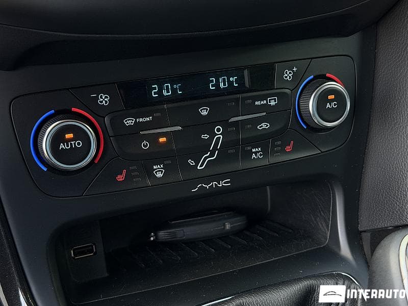 2014 Ford Focus — Miniatură 13
