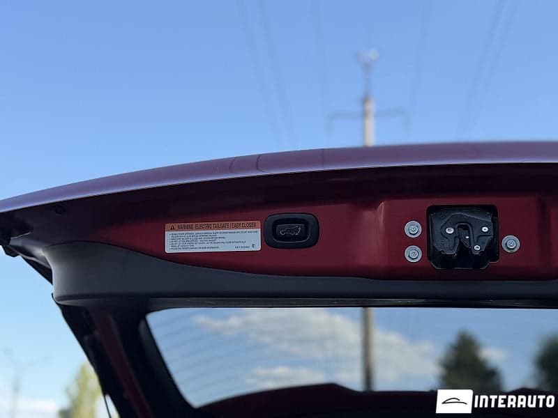2019 Mitsubishi Outlander — Miniatură 6