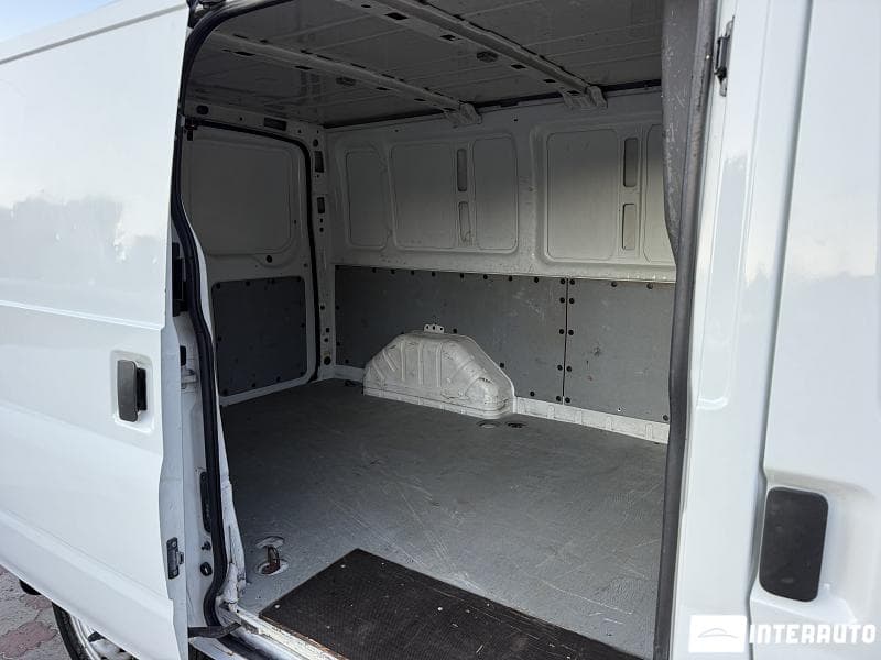 2011 Ford Transit — Miniatură 15