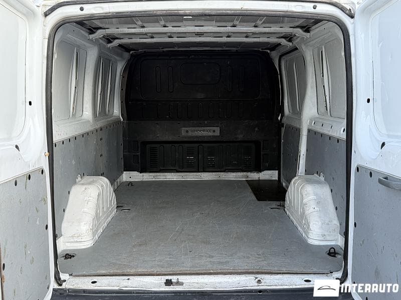 2011 Ford Transit — Miniatură 16