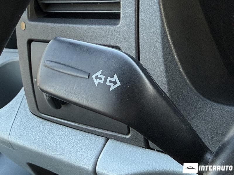 2011 Ford Transit — Miniatură 8