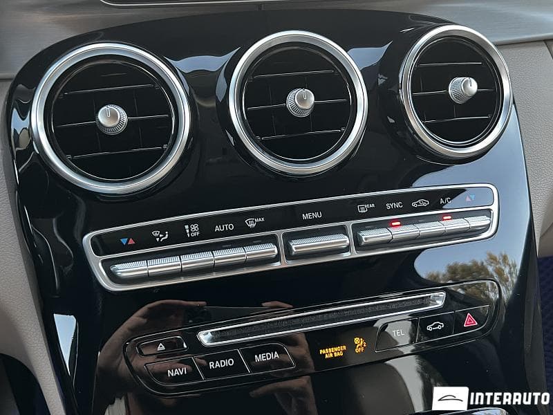 2016 Mercedes C 300 — Miniatură 10