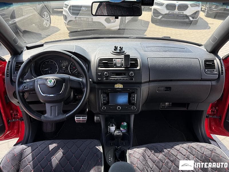2012 Skoda Fabia — Miniatură 6