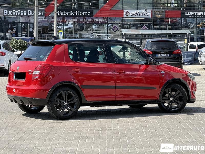 2012 Skoda Fabia — Miniatură 4
