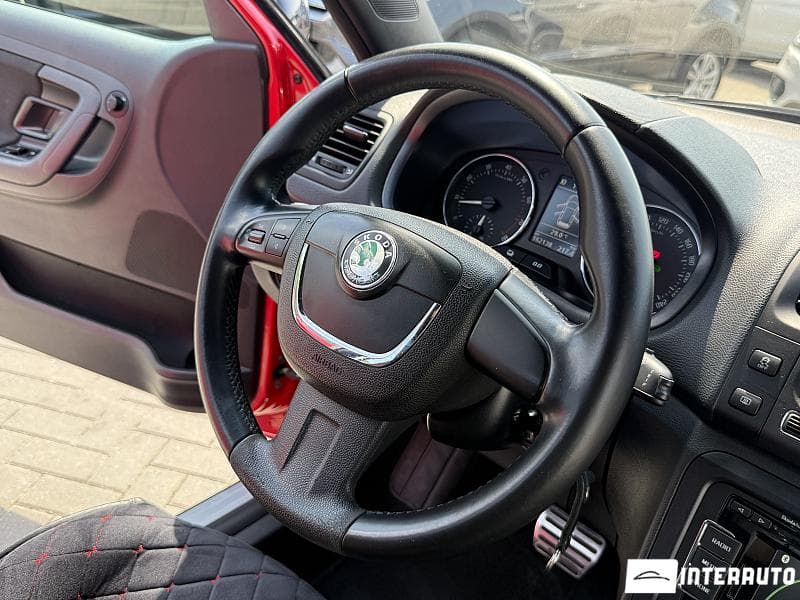 2012 Skoda Fabia — Miniatură 7