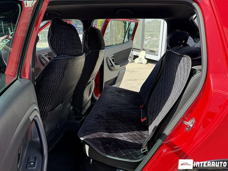 2012 Skoda Fabia — Miniatură 14