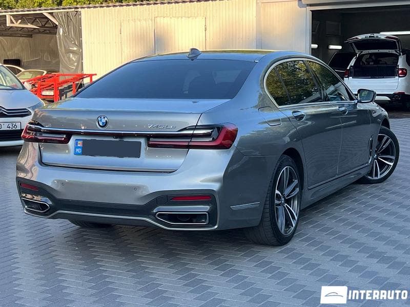 2019 BMW 745e — Miniatură 4