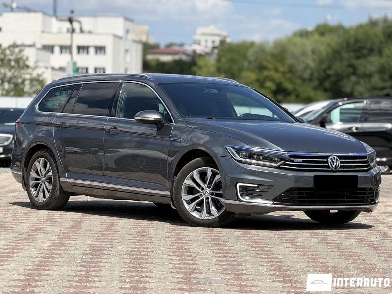 2016 Volkswagen Passat GTE — Miniatură 4