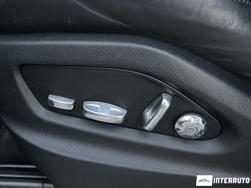 2019 Porsche Cayenne — Miniatură 18