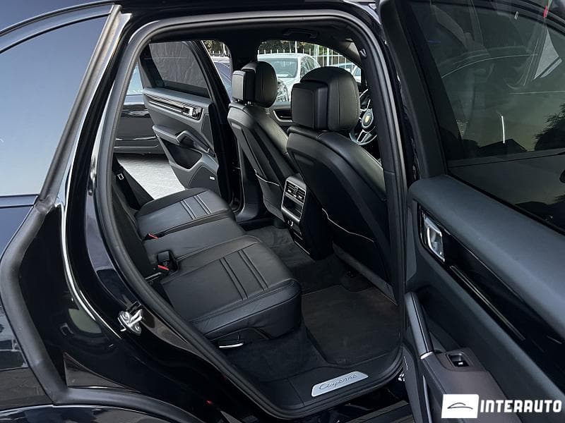 2019 Porsche Cayenne — Miniatură 9