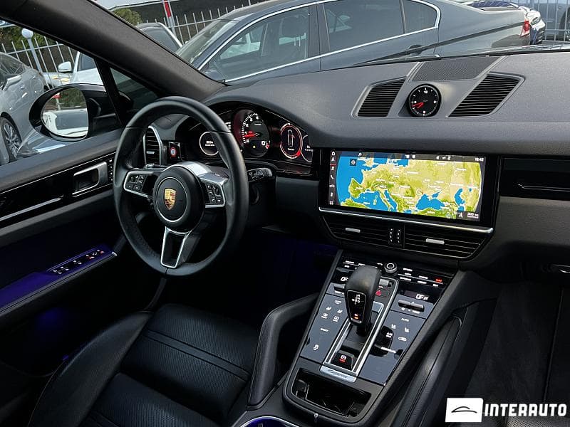 2019 Porsche Cayenne — Miniatură 6